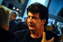 Bajaga je rođen 19. februara