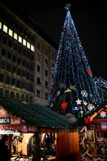 Novogodišnja jelka na Trgu Republike u Beogradu