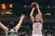 Davis Bertans hoće da se vrati u Partizan, ali zove ga Golden Stejt