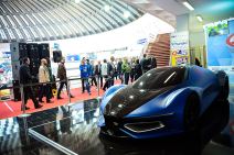 Syrma na Sajmu automobila u Beogradu