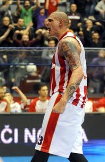 Maik Cirbes raskinuo sa devojkom Tatjana Bašević