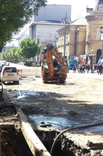 Pukla cev u Kralja Milana, ne radi saobraćaj