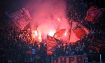 Crvena zvezda je šampion države u fudbalu 2015/16.