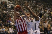 Košarkaši Crvene zvezde prvaci Superlige Srbije.