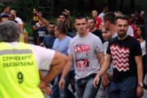 Delije sačekale autobus sa Bugarima FOTO