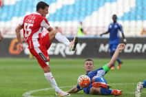 Petar Orlandić dao dva gola u utakmici Crvena zvezda - Radnik Surdulica