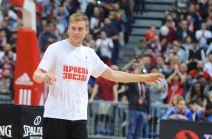 Pau Ribas povredio Ahilovu tetivu, Zvezda mu dala štake FOTO