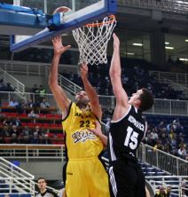 AEK - Partizan 91:81: Incident u Atini, Džikić se izvinio FOTO