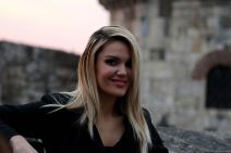 Lena Kovačević bez šminke Instagram