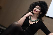 Lidija Vukićević sin Andrej Mrkela