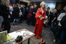 Iva Štrljić i Lidija Vukićević promocija knjige Voleti u Beogradu (FOTO)