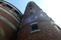 Krivi toranj u Beogradu: Crkva Sv. Ante Padovanskog (FOTO)