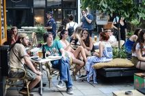 Djordje Miljenović Sky Wikluh promocija dva nova albuma u Čumićevom sokačetu (FOTO)