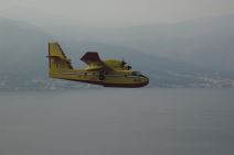 Požari u Crnoj Gori - vatra na 50 metara od kuća u Krašićima