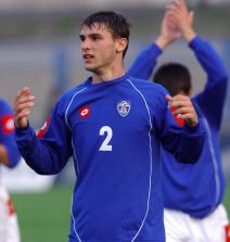 Branislav Ivanović pomagao hrvatskom golmanu Mateju Delaču