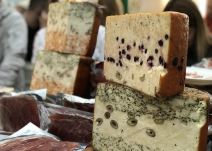 Noćna pijaca na Novom Beogradu.