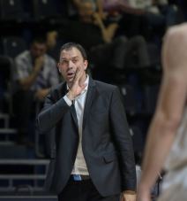 Čanak: Kriza, pa rutinska pobeda