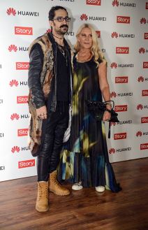 Poznate kuguarke Javne ličnosti u braku sa mlađim muškarcima 