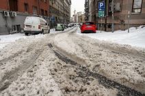 Sneg u Beogradu - čiste se ulice drugog prioriteta
