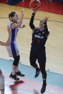 Novi dres košarkaške reprezentacije Srbije, prva utakmica