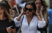 Prvi dan leta 2019: Devojke na ulicama Beograda (FOTO)