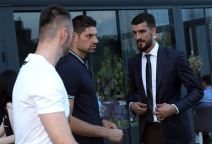 Raduljica i Kešelj pomažu Srbe sa Kosova