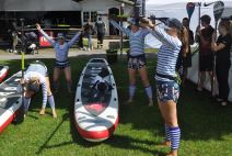 Dragon Veslanje stojeći stav