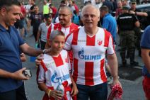 Ljubiša Tumbaković na utakmici Zvezde na Marakani