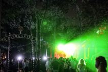 Beer Garden - Obojeni program, FOTOGRAFIJE