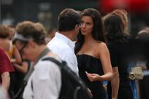 Mića Orlović, spomenik, fotografije