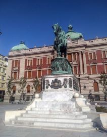 Trg republike - potapajući stubići