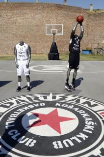 Novi dres KK Partizan sezona 2019/20.
