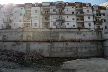 Problemi koji su nastali rušenjem "slim" zgarde