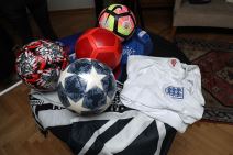 U slavu ostrvskog i srpskog fudbala - Legende srpskog fubala u Britanskoj ambasadi