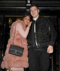 Nije ga ispuštala iz ruku: OVAKO izgleda nova devojka Slobe Radanovića FOTO