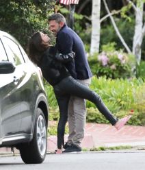 Da li je Tom Kruz spreman za novu porodicu sa devojkom Anom De Armas