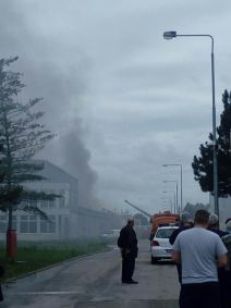 Požar u Novom Sadu - fabrika Koteks