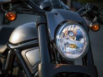 Šta vozi Dejan Stanković: Lamborghini Urus, Bentley Continental GT i Harley Davidson Night Rod