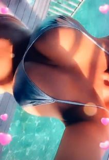 Dara Bubamara grudi Maldivi foto Instagram