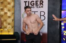 veljko ražnatović boks meč merenje denis kozakov fotografije video