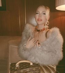 Rijaliti starleta Kristin Kvin Selling Sunset Netflix fotografije i video