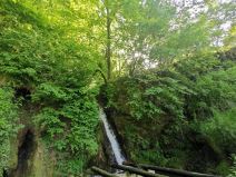 Zapadna Srbija vodopad reka Petnica pećina Potpeć priroda