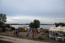 Zemunski kej fekalije dunav kanalizacija smrad fotografije