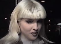 Jelena Karleuša u tangama na motoru