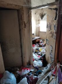 Komšija Stan Bibliotekarka Mačke Leševi Medak Bube Smrad