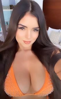 Demi Rouz guza Maldivi Instagram foto