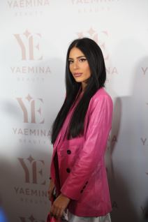 Anastasija Ražnatović na Instagramu Anastasija Fotošop da li Anastasija koristi Fotošop