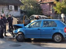 cacak saobracajna nesreca auto udario ogradu 