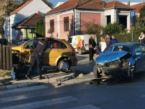 cacak saobracajna nesreca auto udario ogradu 