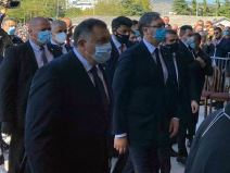 sahrana amfilohije grob natpis